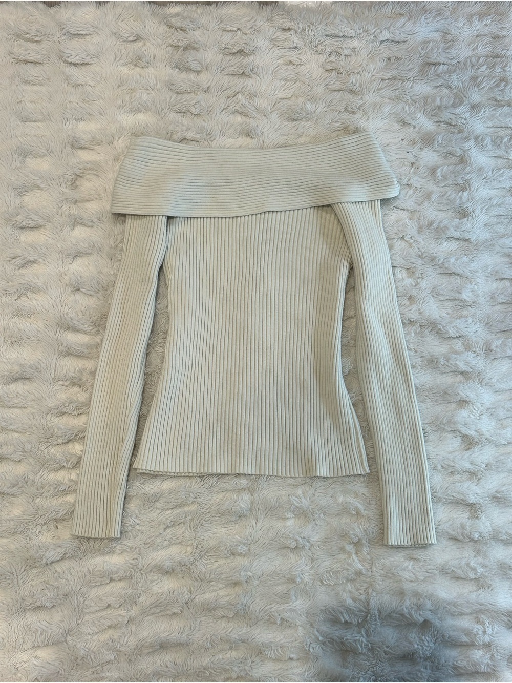 Off-Shoulder Ribbed Sweater Top in Light Cream